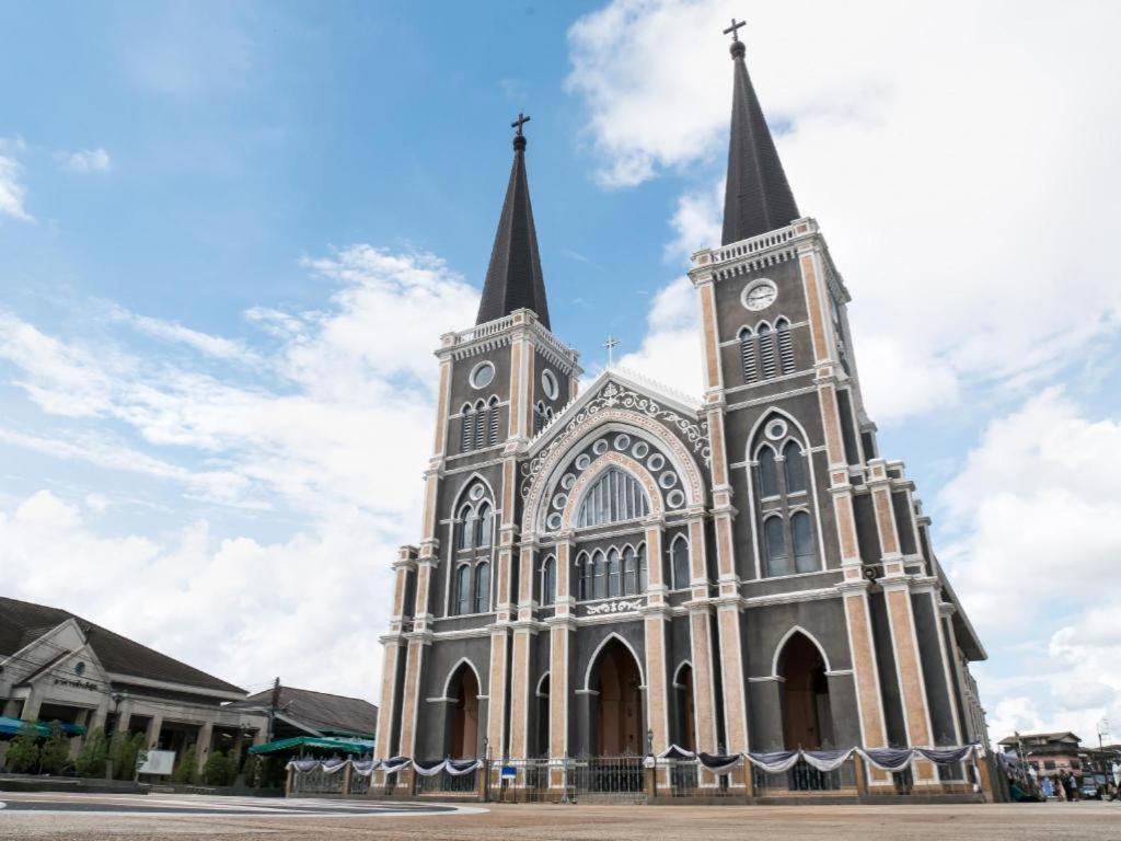 Chanthaburi Center Exterior photo